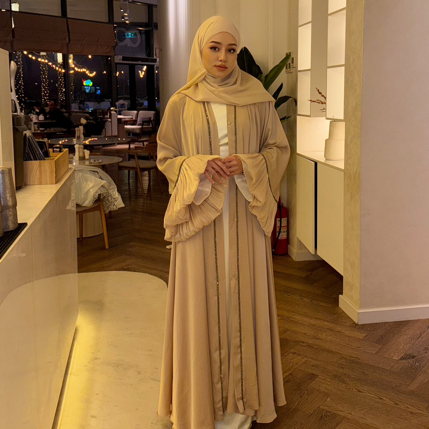 Desert Pearl Beige Abaya Set – Trumpet Sleeves & Fabric Sash