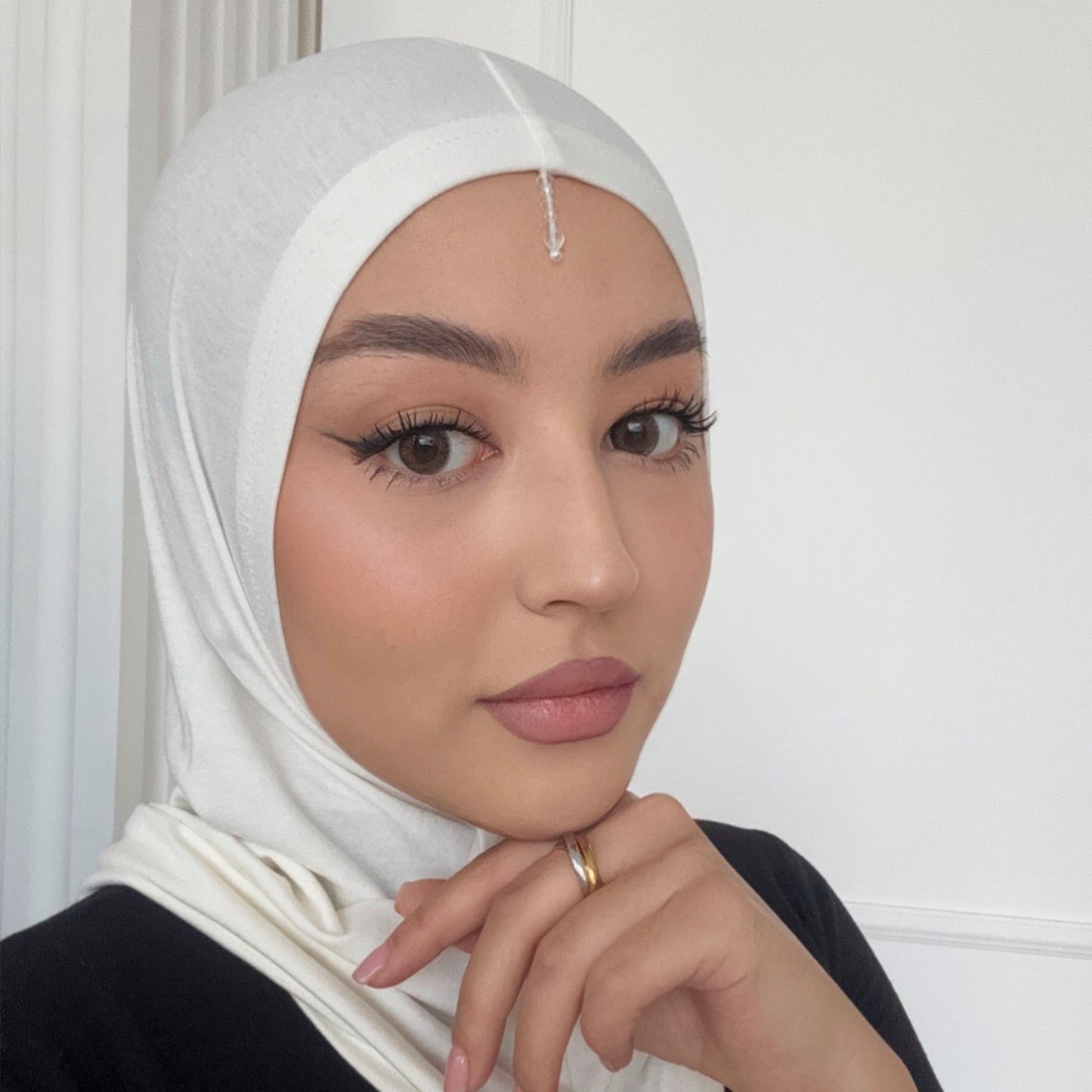 Premium Hijab Caps with Crystals – Breathable & Comfortable Underscarf for Secure Hijab Styling - Pearl White