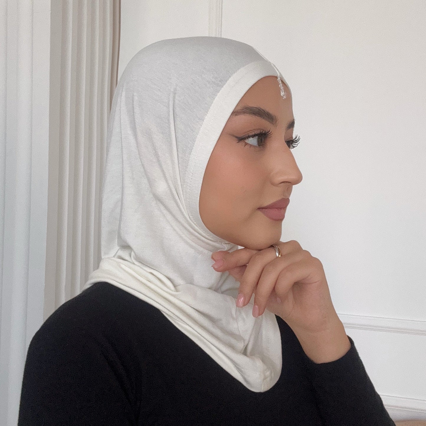 Premium Hijab Caps with Crystals – Breathable & Comfortable Underscarf for Secure Hijab Styling - Pearl White