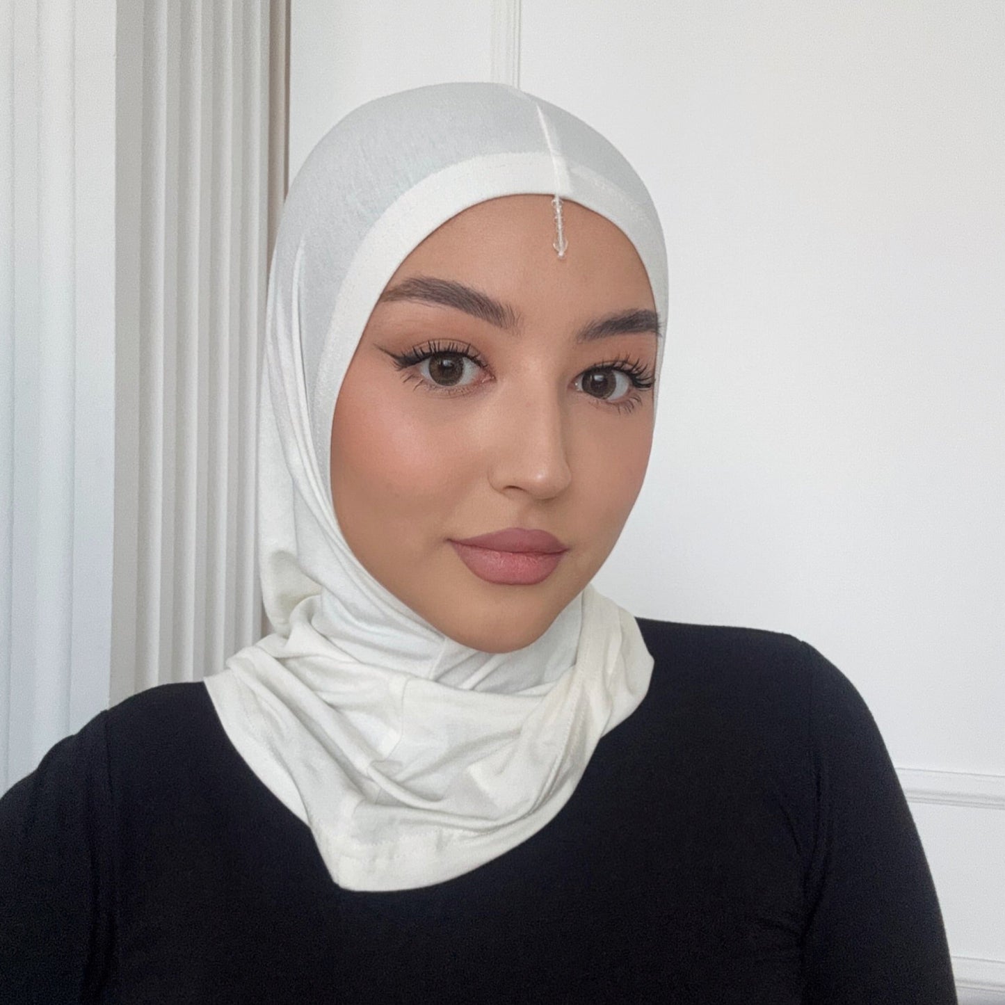 Premium Hijab Caps with Crystals – Breathable & Comfortable Underscarf for Secure Hijab Styling - Pearl White