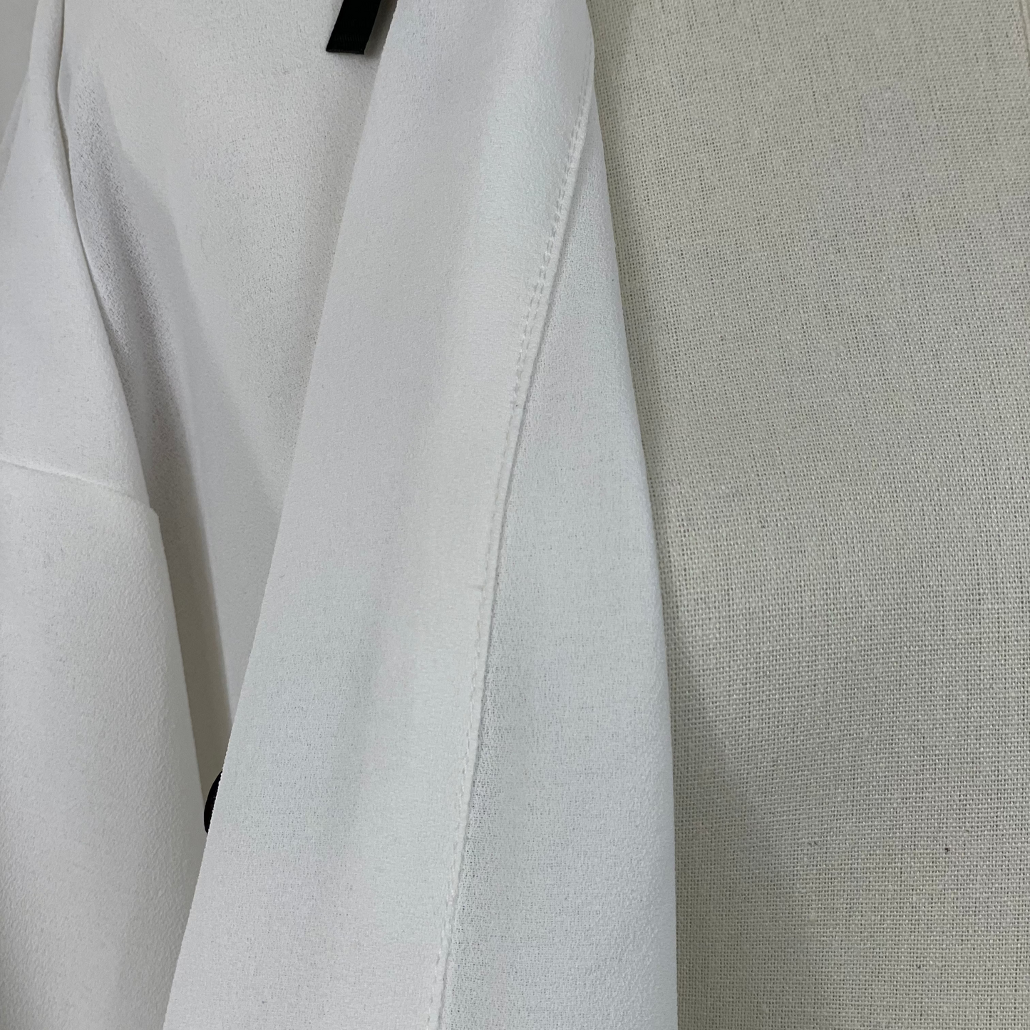 Elegant & Modest Abaya with Bows – Stylish & Comfortable Modest Fashion for Every Occasion